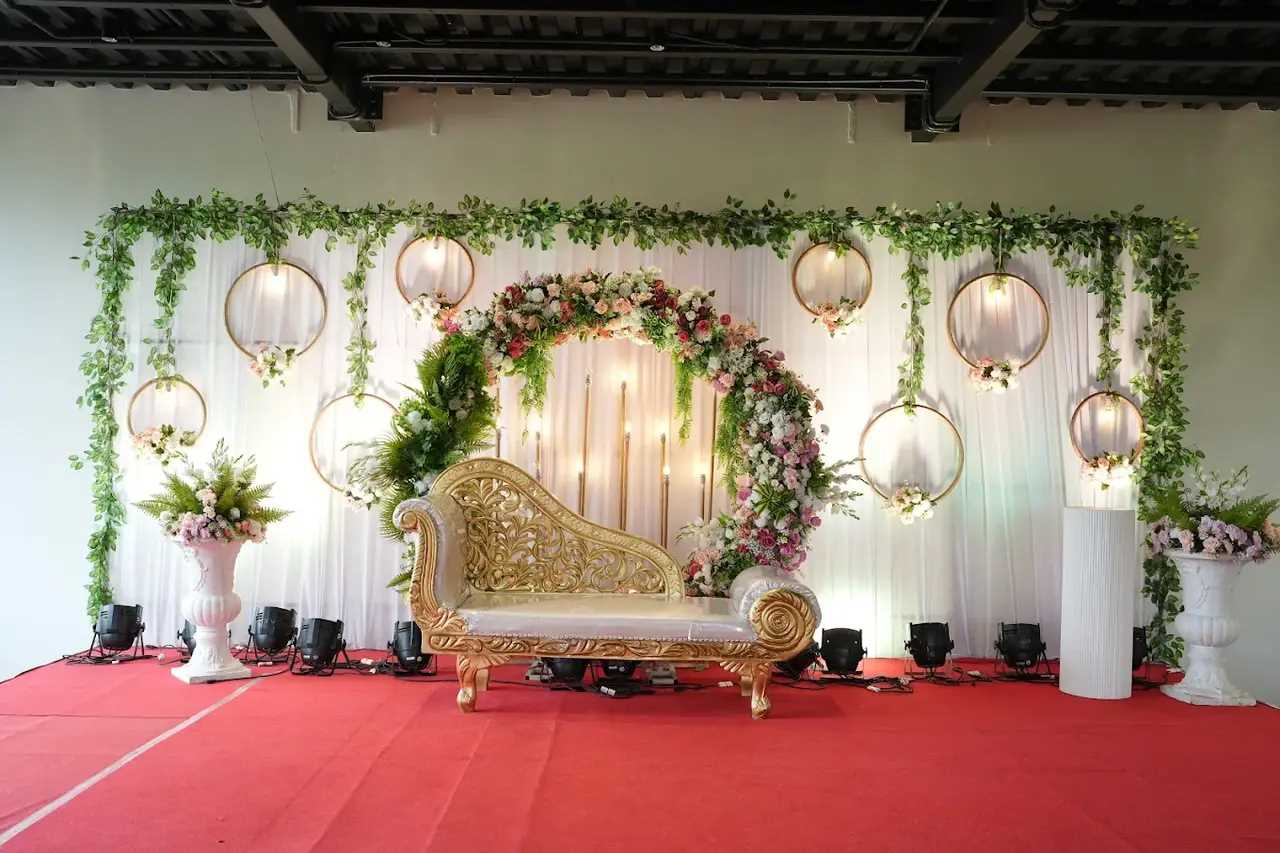 Coco Resort Banquets pune